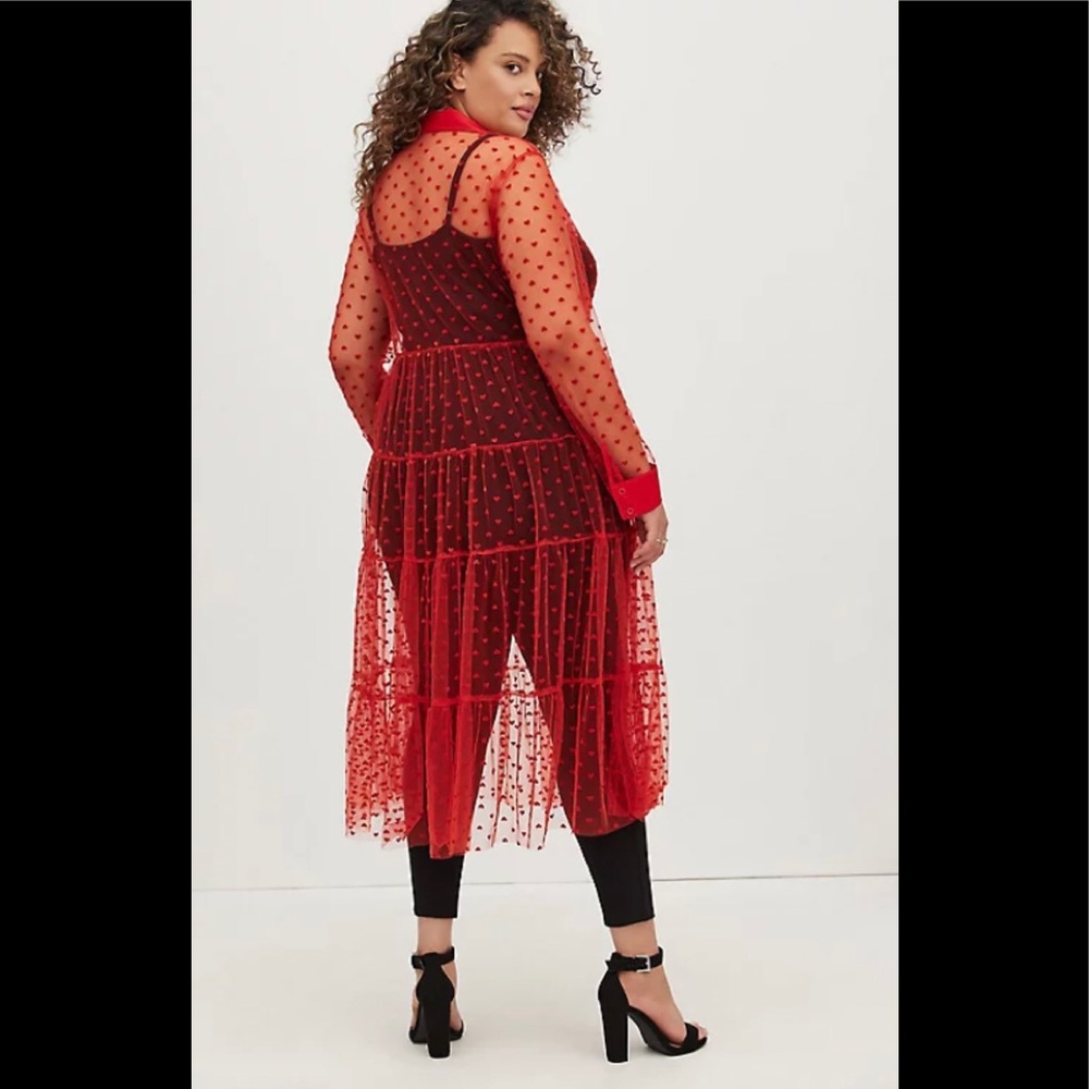 Torrid kimono ***only size 2 left*** - Picture 3 of 8